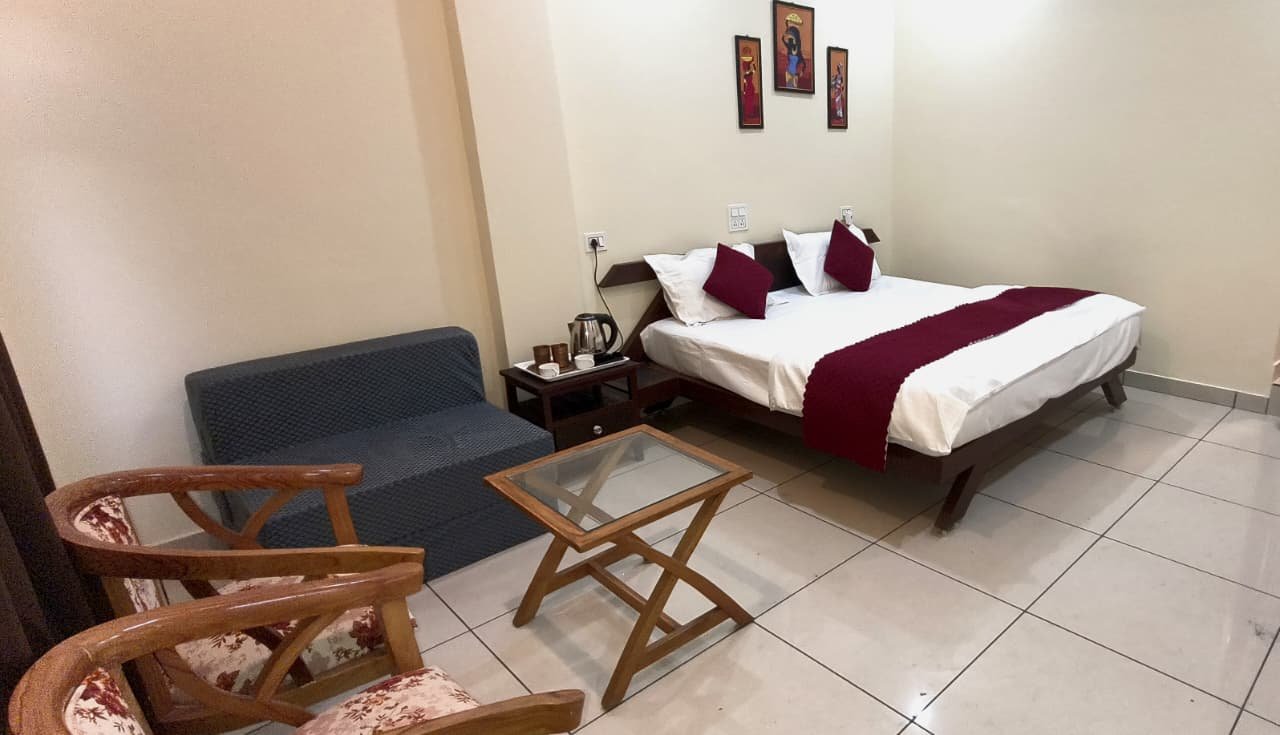 Luxury Suite with Terrace hotel in barkot