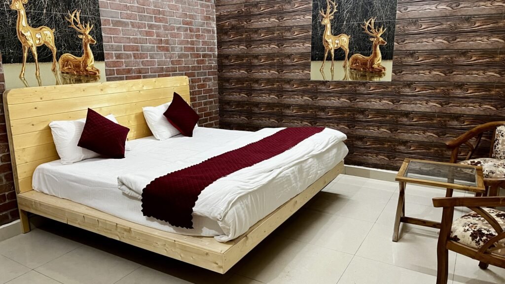 shivlinga villa hotel barkot uttarakhand triple classic room