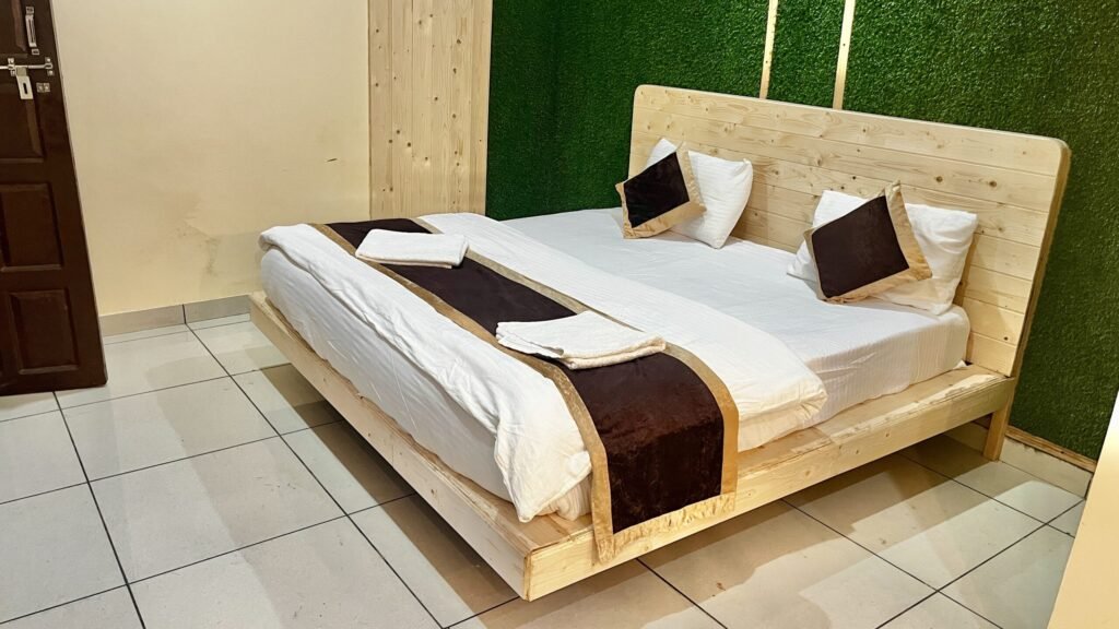 yamunotri barkot hotel